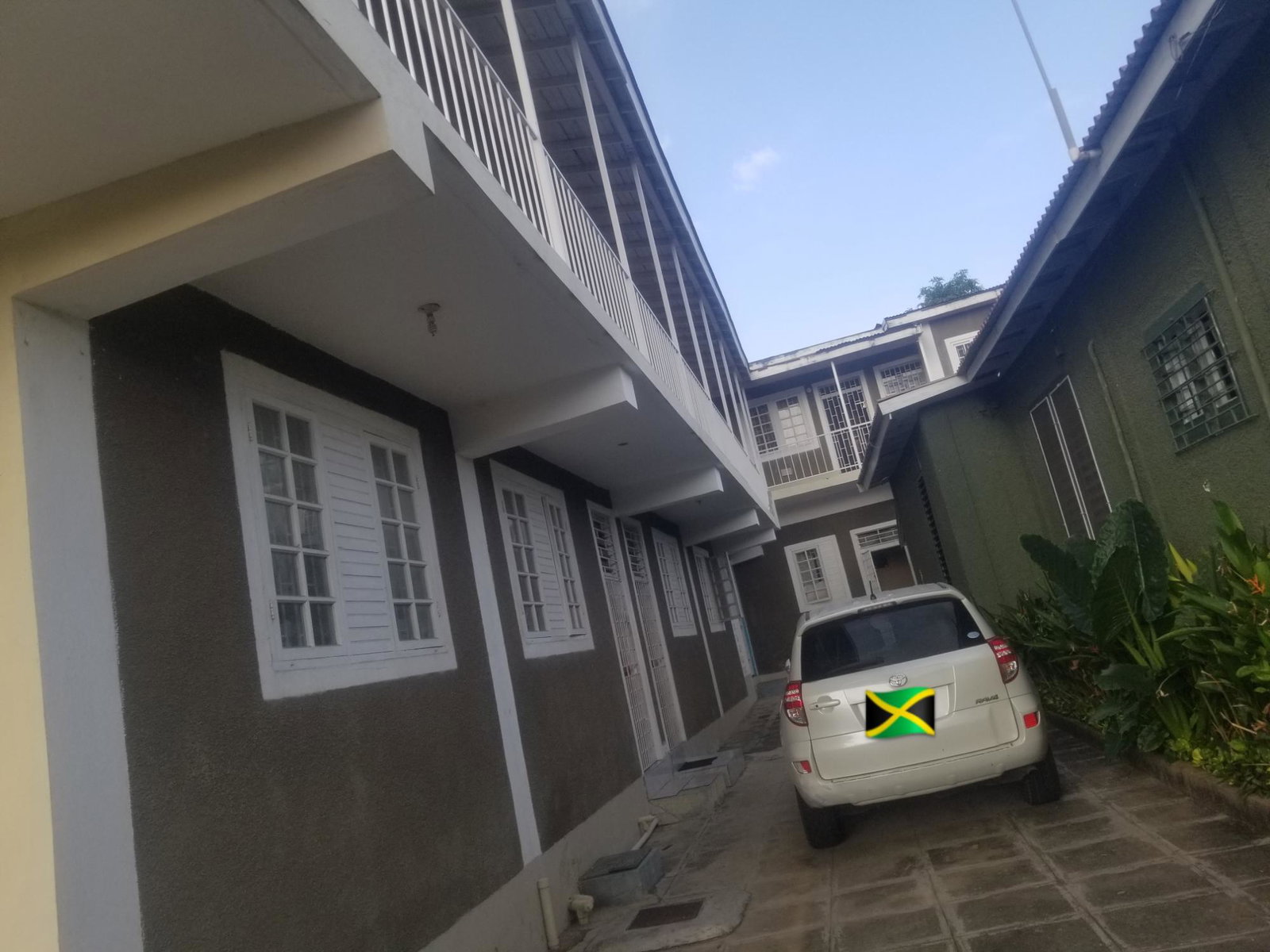 Second image of Apt 3-10 Sandhurst Avenue in KINGSTON, Kingston, Jamaica - property is For Sale
