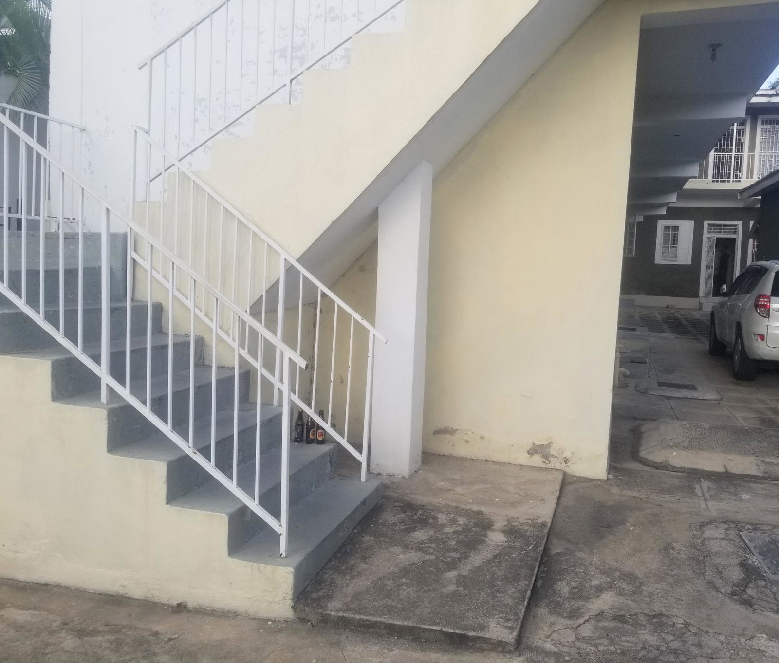 Third image of Apt 3-10 Sandhurst Avenue in KINGSTON, Kingston, Jamaica - property is For Sale