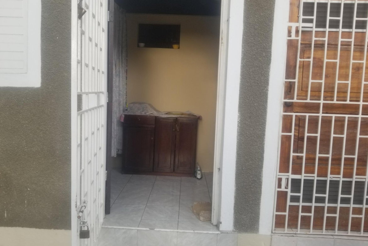 Eighth image of Apt 3-10 Sandhurst Avenue in KINGSTON, Kingston, Jamaica - property is For Sale