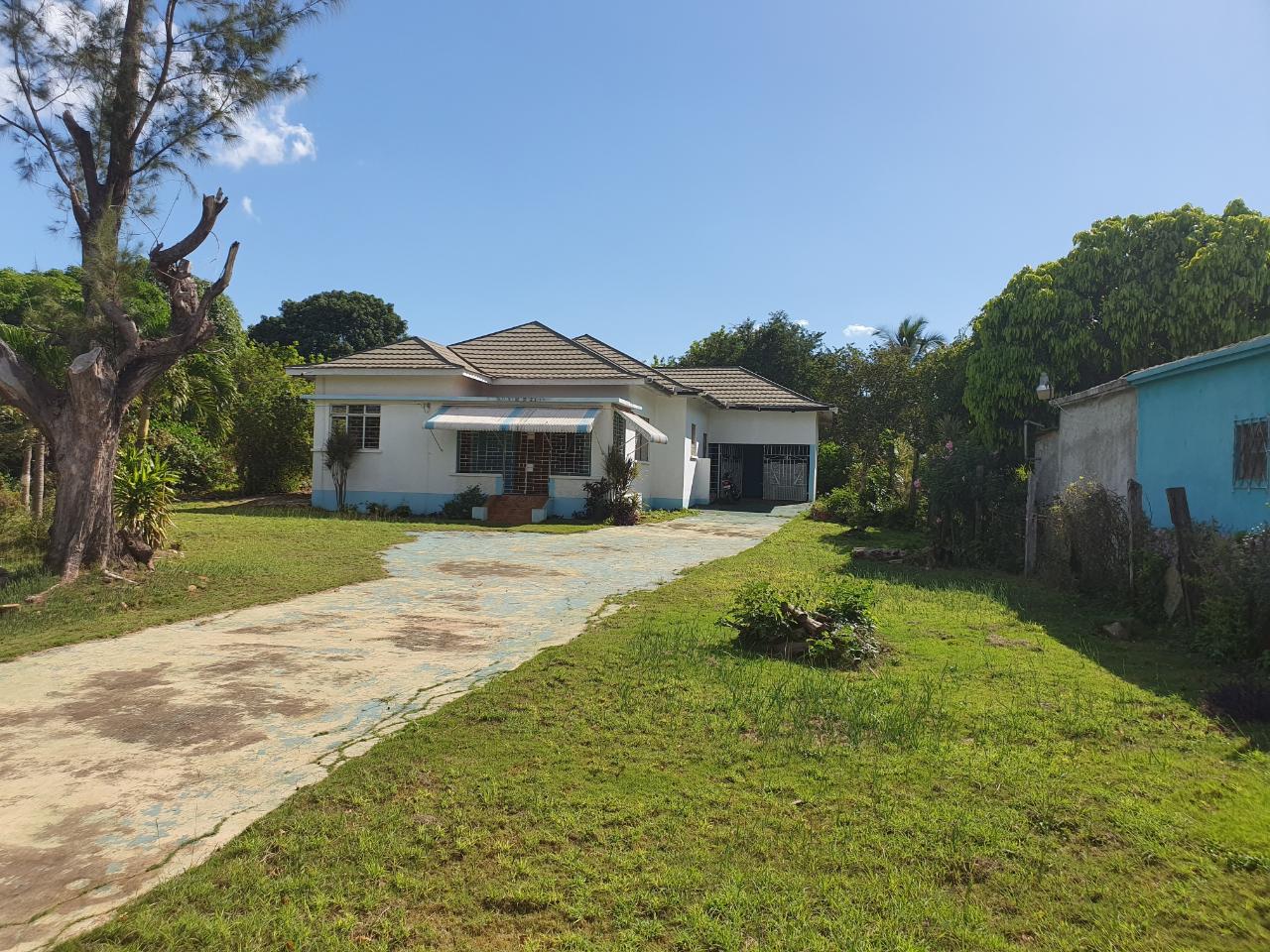 Thirtieth image of Watson Hill, Lititz Manch in LITITZ, Manchester, Jamaica - property is For Sale