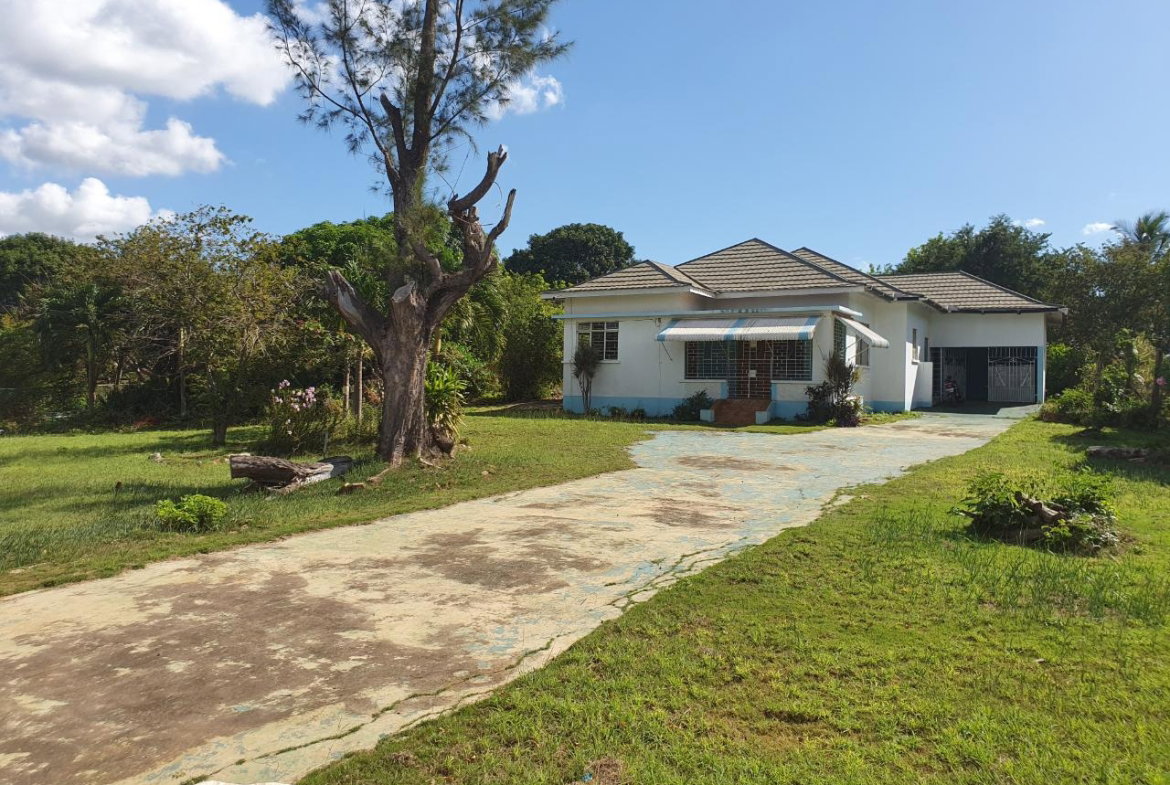 Ninth image of Watson Hill, Lititz Manch in LITITZ, Manchester, Jamaica - property is For Sale