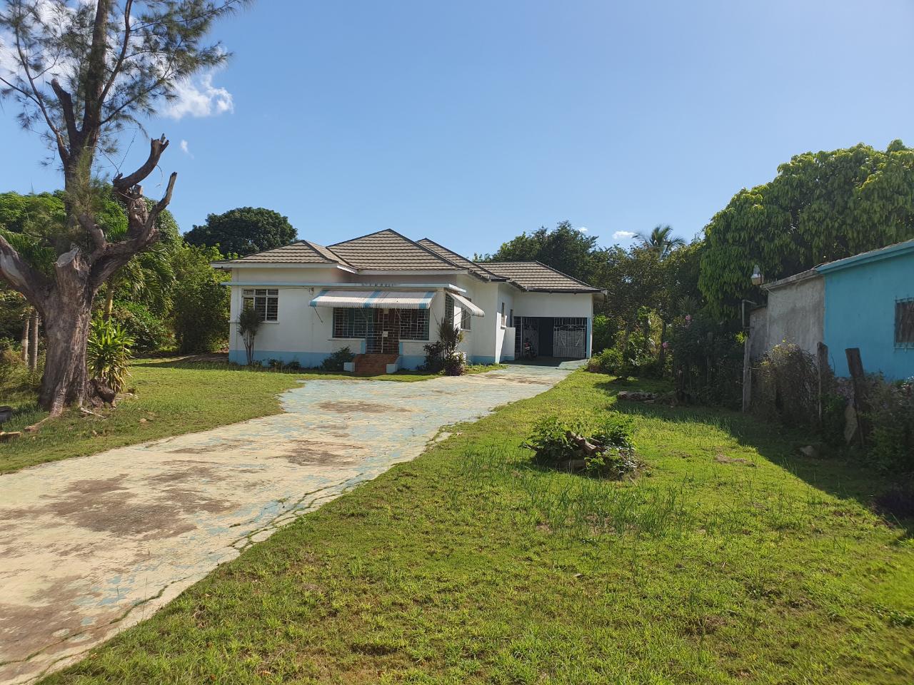 First image of Watson Hill, Lititz Manch in LITITZ, Manchester, Jamaica - property is For Sale