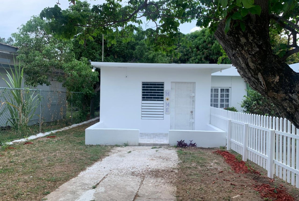 First image of 25 Daisy Avenue in Kingston 6, St. Andrew, Jamaica - property is For Rent