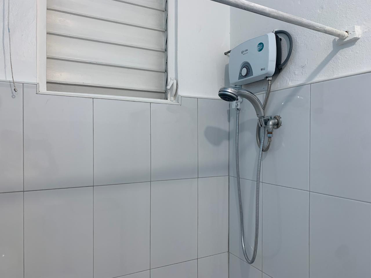 Seventh image of 25 Daisy Avenue in Kingston 6, St. Andrew, Jamaica - property is For Rent