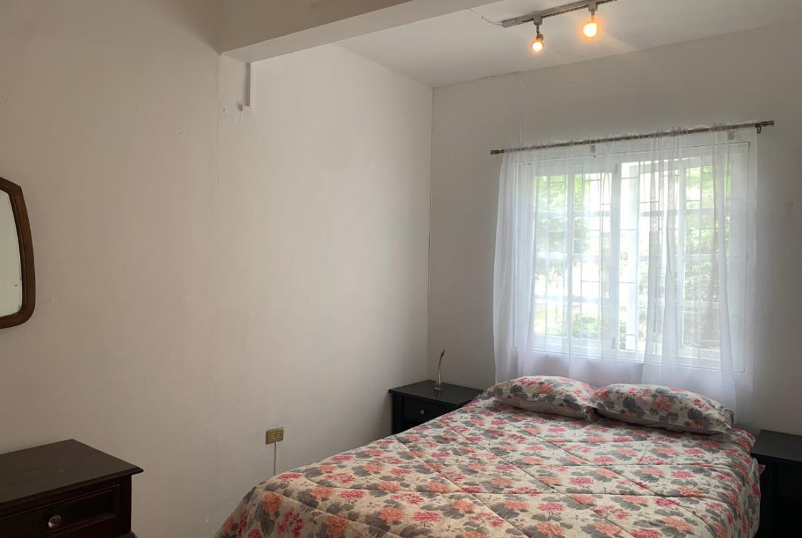 Ninth image of 25 Daisy Avenue in Kingston 6, St. Andrew, Jamaica - property is For Rent