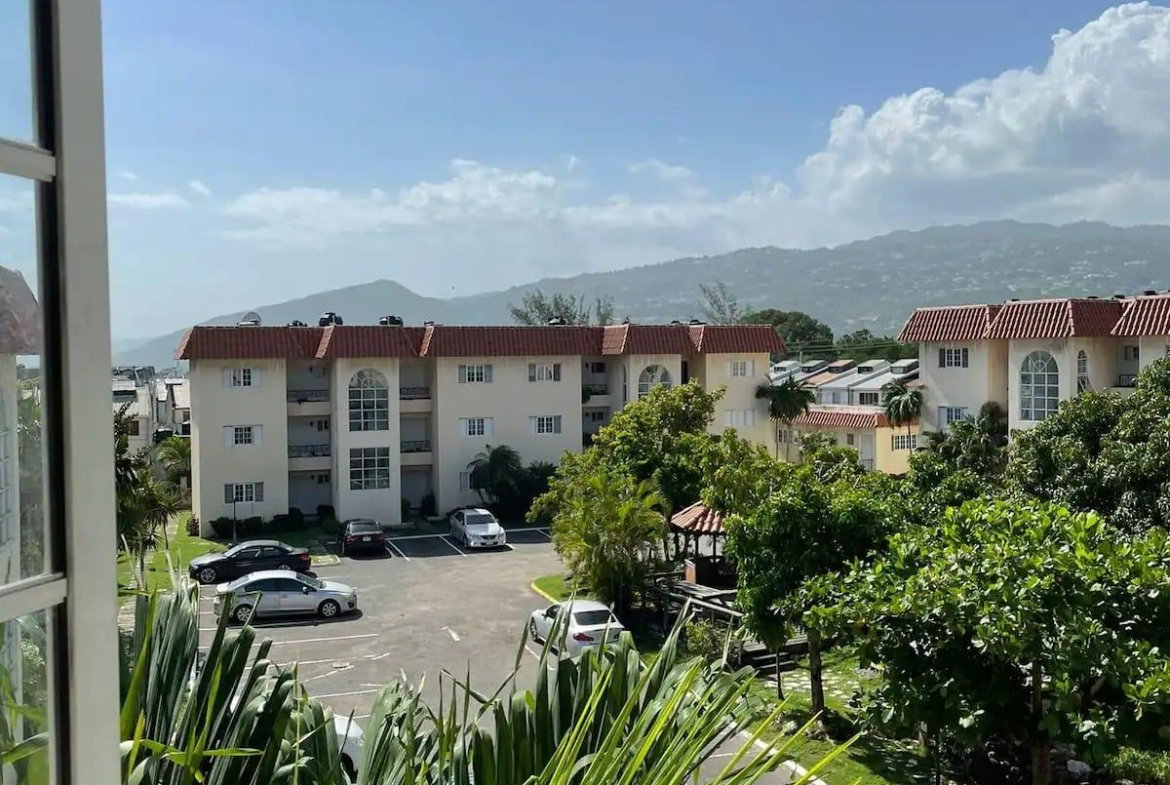 Fourteenth image of B108-130 Red Hills Rd, Calabar Mew in Kingston 19, St. Andrew, Jamaica - property is For Rent
