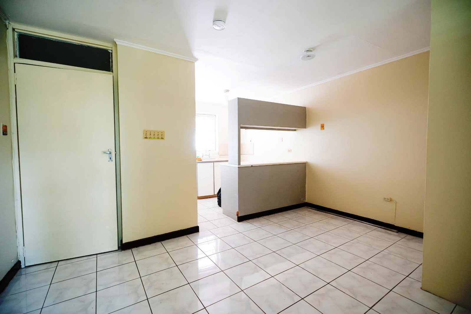 Fifth image of 10-2-8 Norwood Avenue in Kingston 5, St. Andrew, Jamaica - property is For Rent