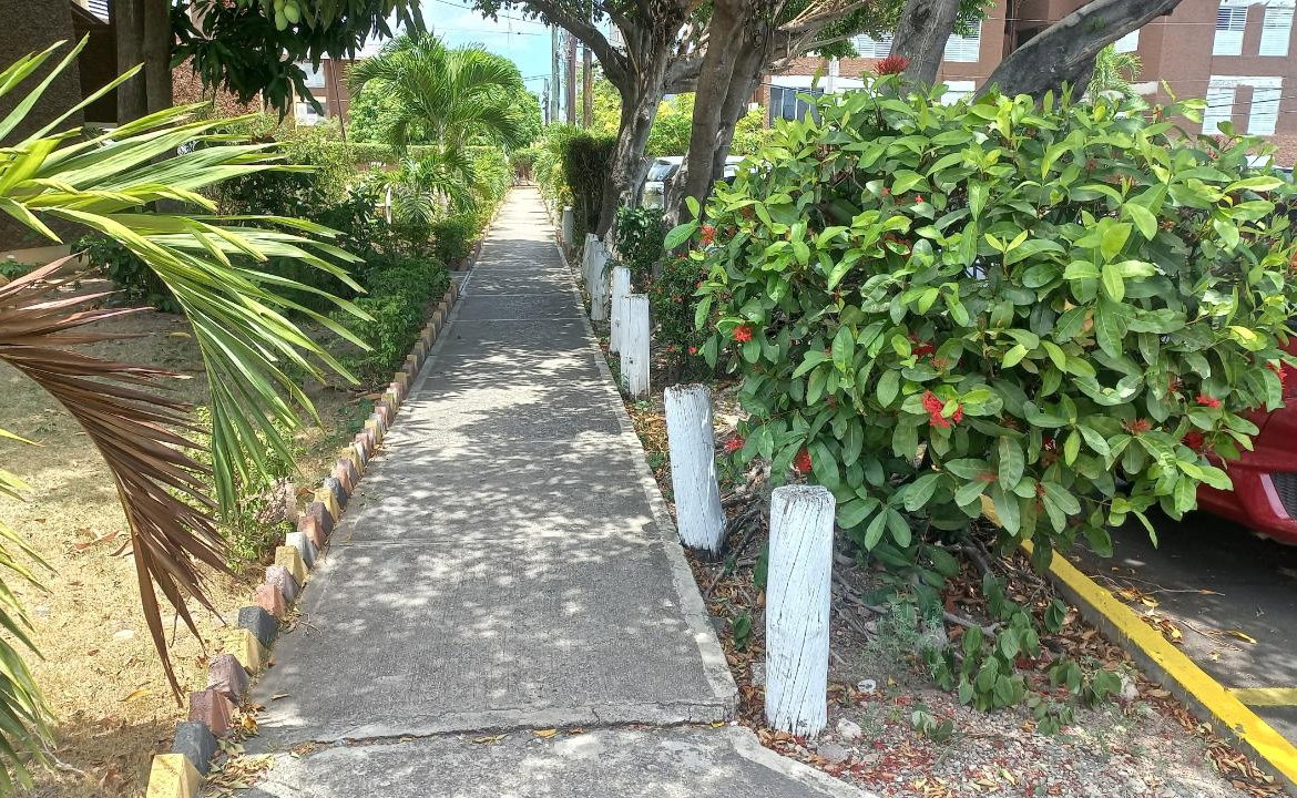 Seventh image of 5-7 Ruthven Road in Kingston 10, St. Andrew, Jamaica - property is For Rent