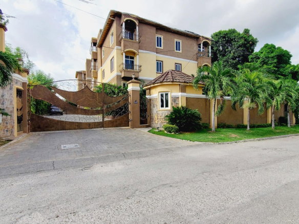 First image of 8 Washington Drive in Kingston 10, St. Andrew, Jamaica - property is For Sale