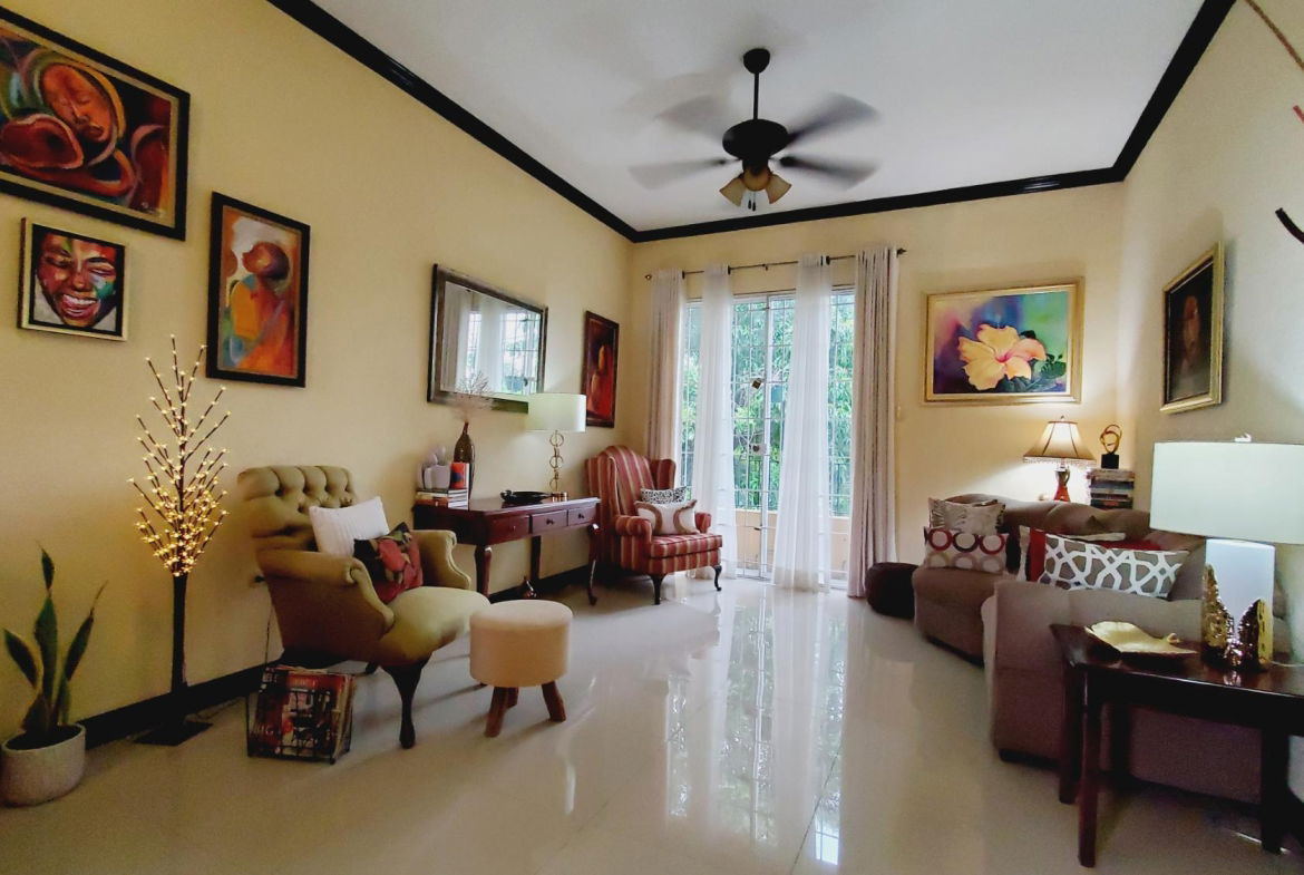 Tenth image of 8 Washington Drive in Kingston 10, St. Andrew, Jamaica - property is For Sale