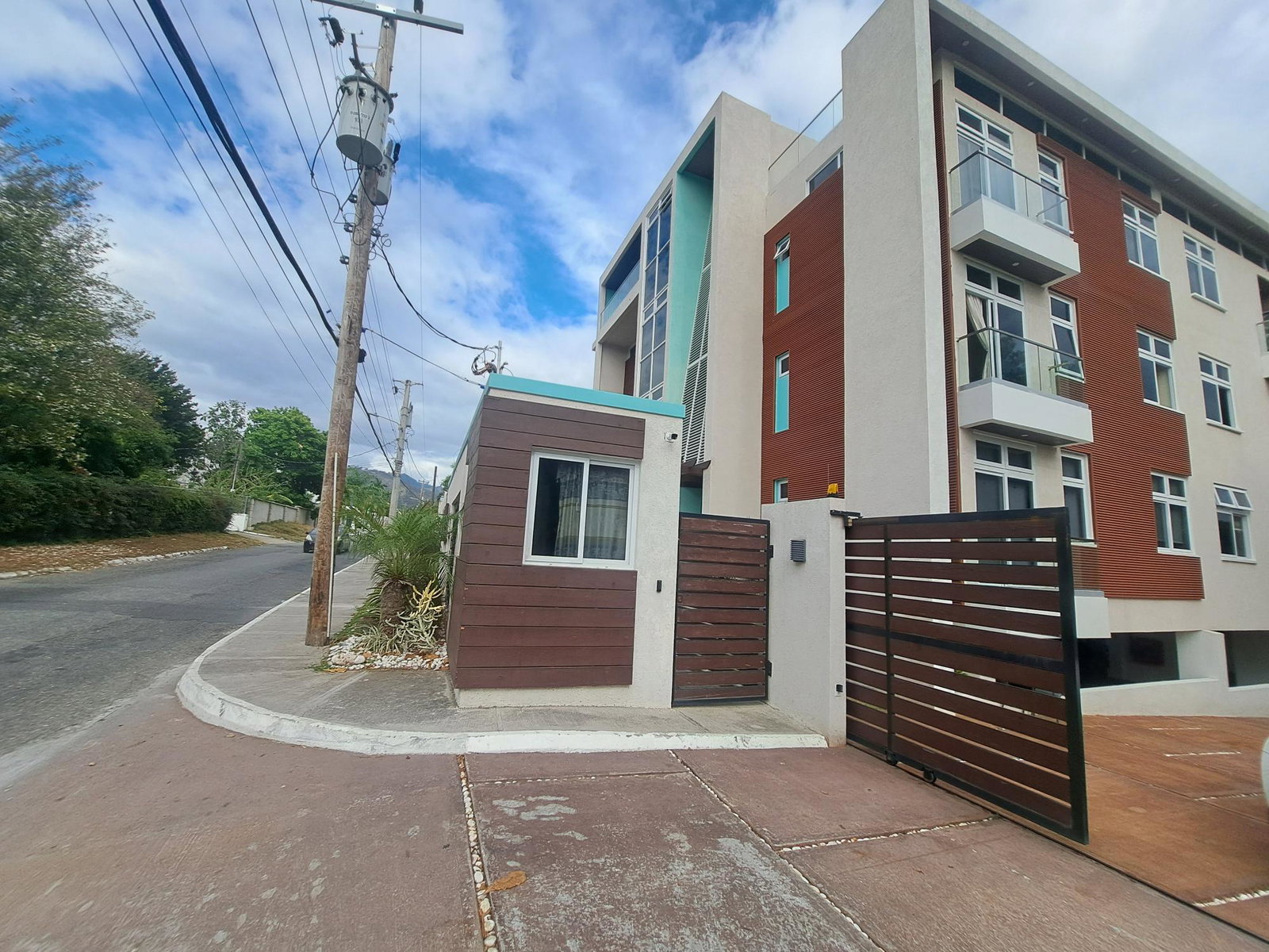 Eighteenth image of 18 Charlemont Avenue in Kingston 6, St. Andrew, Jamaica - property is For Sale
