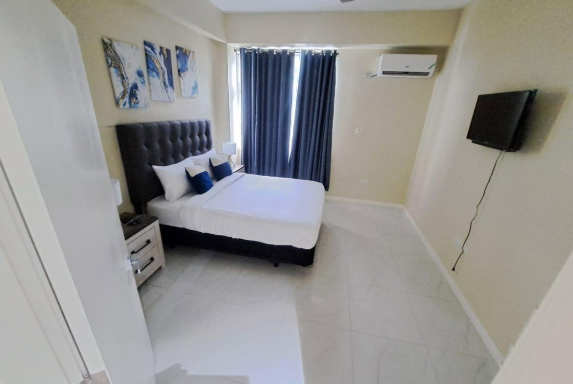 Ninth image of 18 Charlemont Avenue in Kingston 6, St. Andrew, Jamaica - property is For Sale