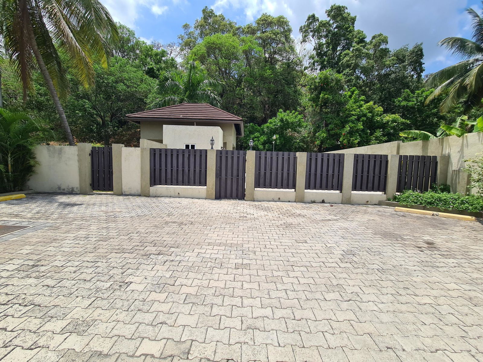 Twenty-Seventh image of 3-10 Grosvenor Terrace in CONSTANT SPRING, St. Andrew, Jamaica - property is For Sale