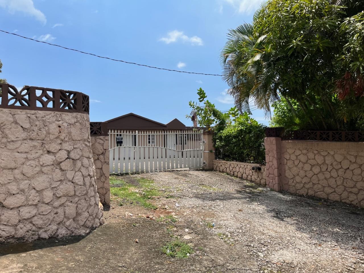 Third image of 3-1 Stanmore Heights, Red Hil in Red Hills, St. Andrew, Jamaica - property is For Sale