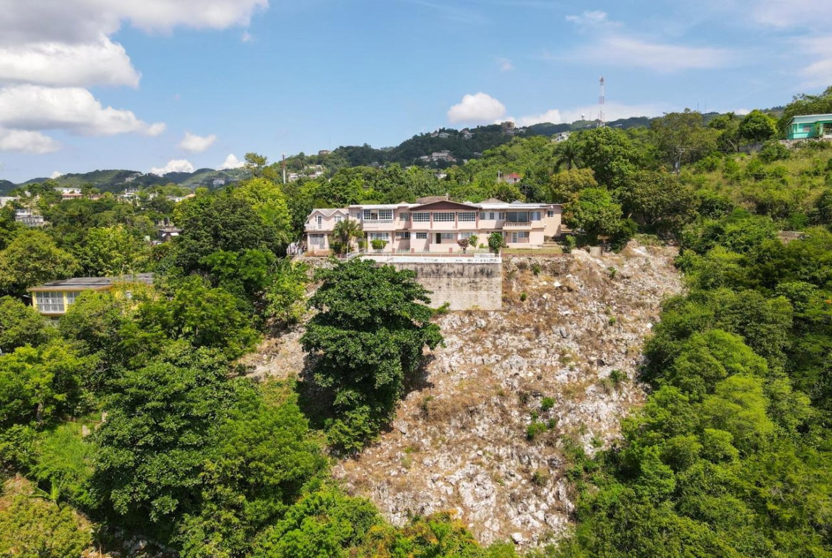 Seventeenth image of 3-1 Stanmore Heights, Red Hil in Red Hills, St. Andrew, Jamaica - property is For Sale
