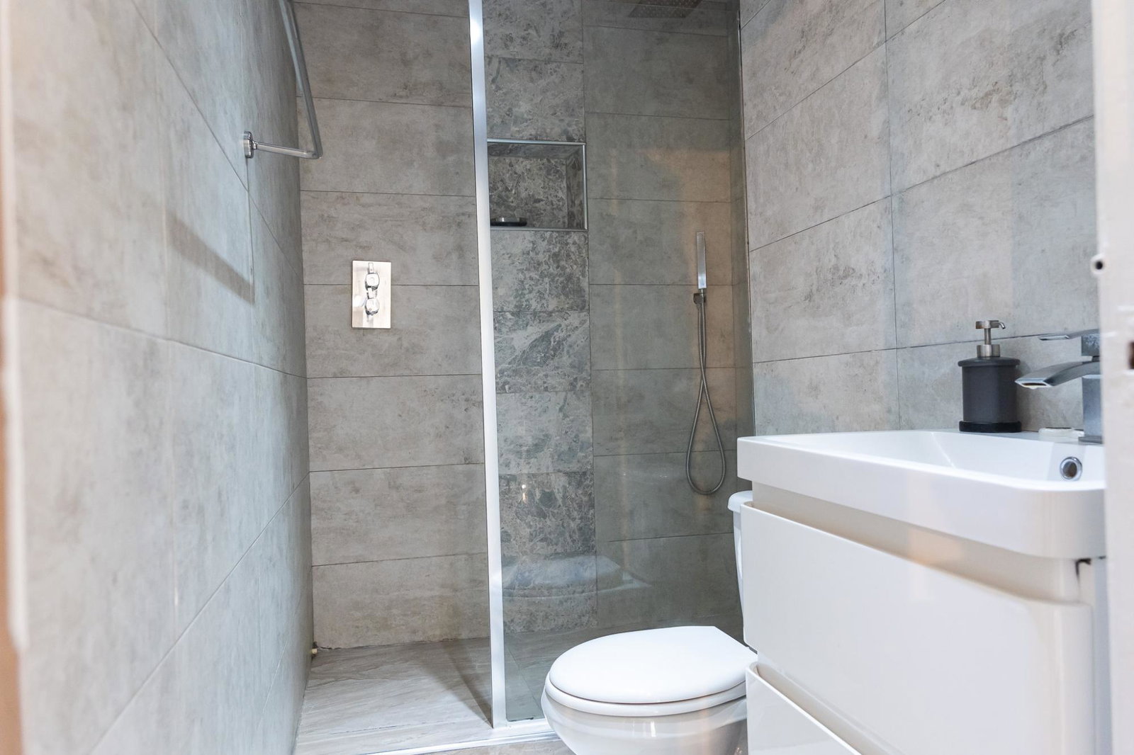 Fourteenth image of 41c- Turtle Beach Towers in Ocho Rios, St. Ann, Jamaica - property is For Sale