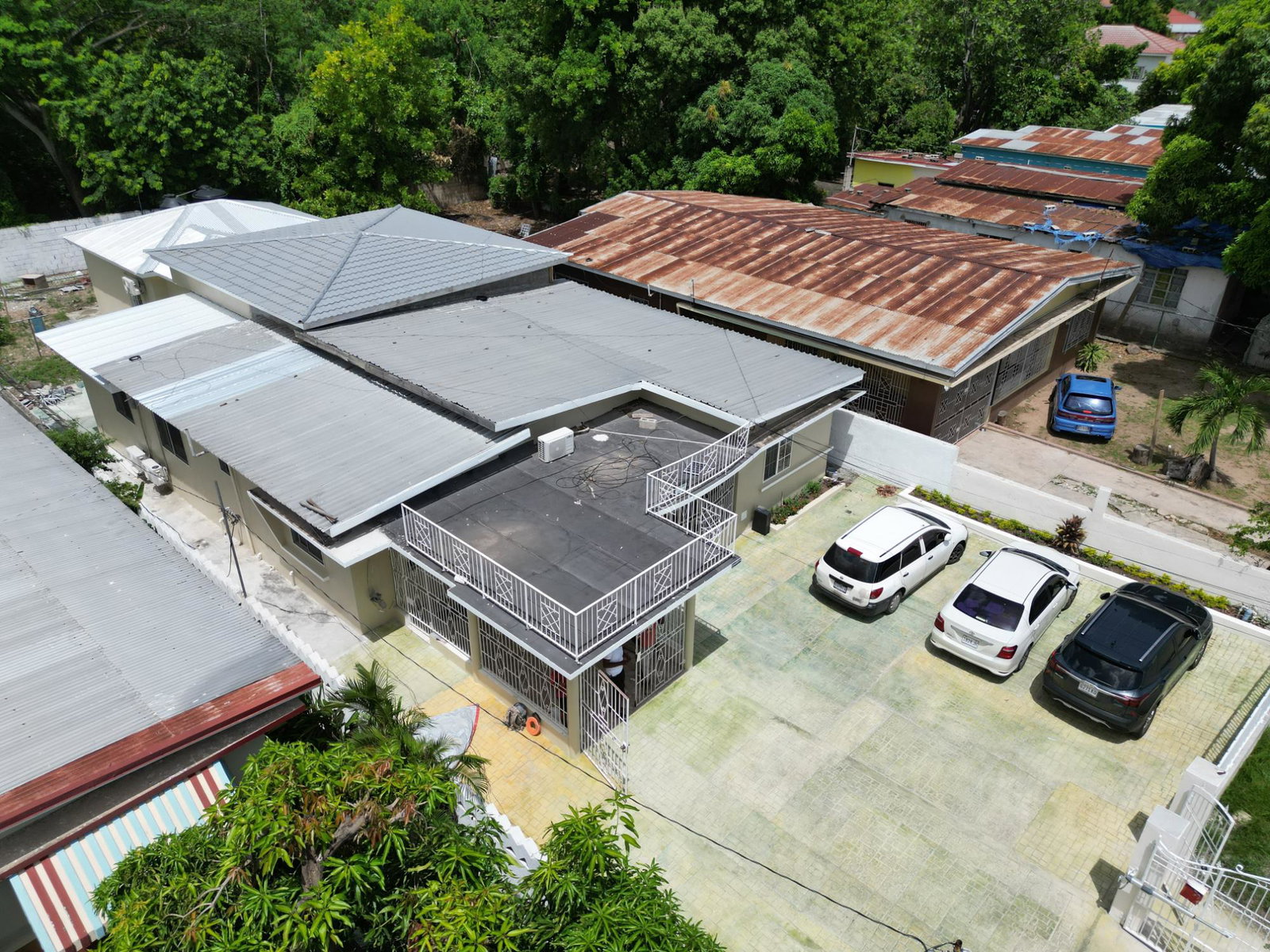 Twenty-Second image of Cottage-12 Alphanso Avenue in Kingston 10, St. Andrew, Jamaica - property is For Rent