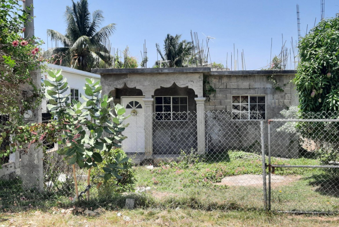 First image of 170 Dolphin Drive in Old Harbour, St. Catherine, Jamaica - property is For Sale