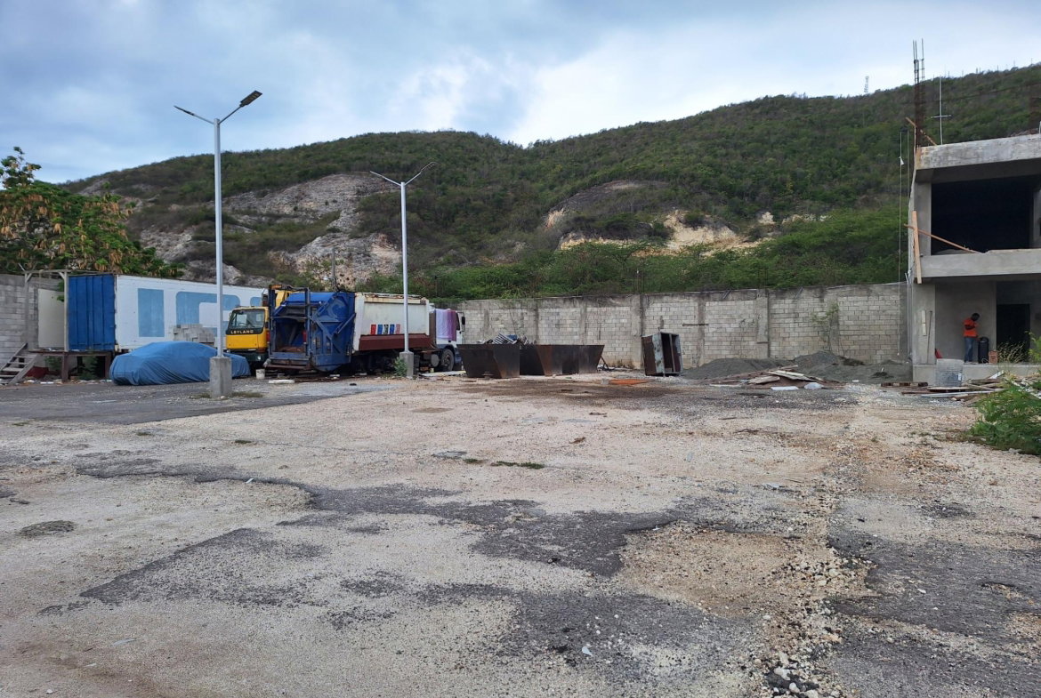 Fifth image of 16b-1 Congreve Park in Port Henderson, St. Catherine, Jamaica - property is For Rent