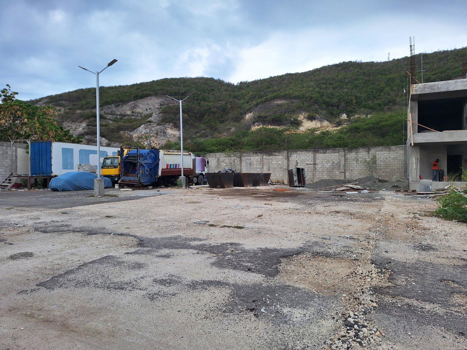 Charming-1100-sqft-Office-Space-for-Rent-in-Portmore-Jamaica Fifth image of 16b-1 Congreve Park in Port Henderson, St. Catherine, Jamaica - property is For Rent