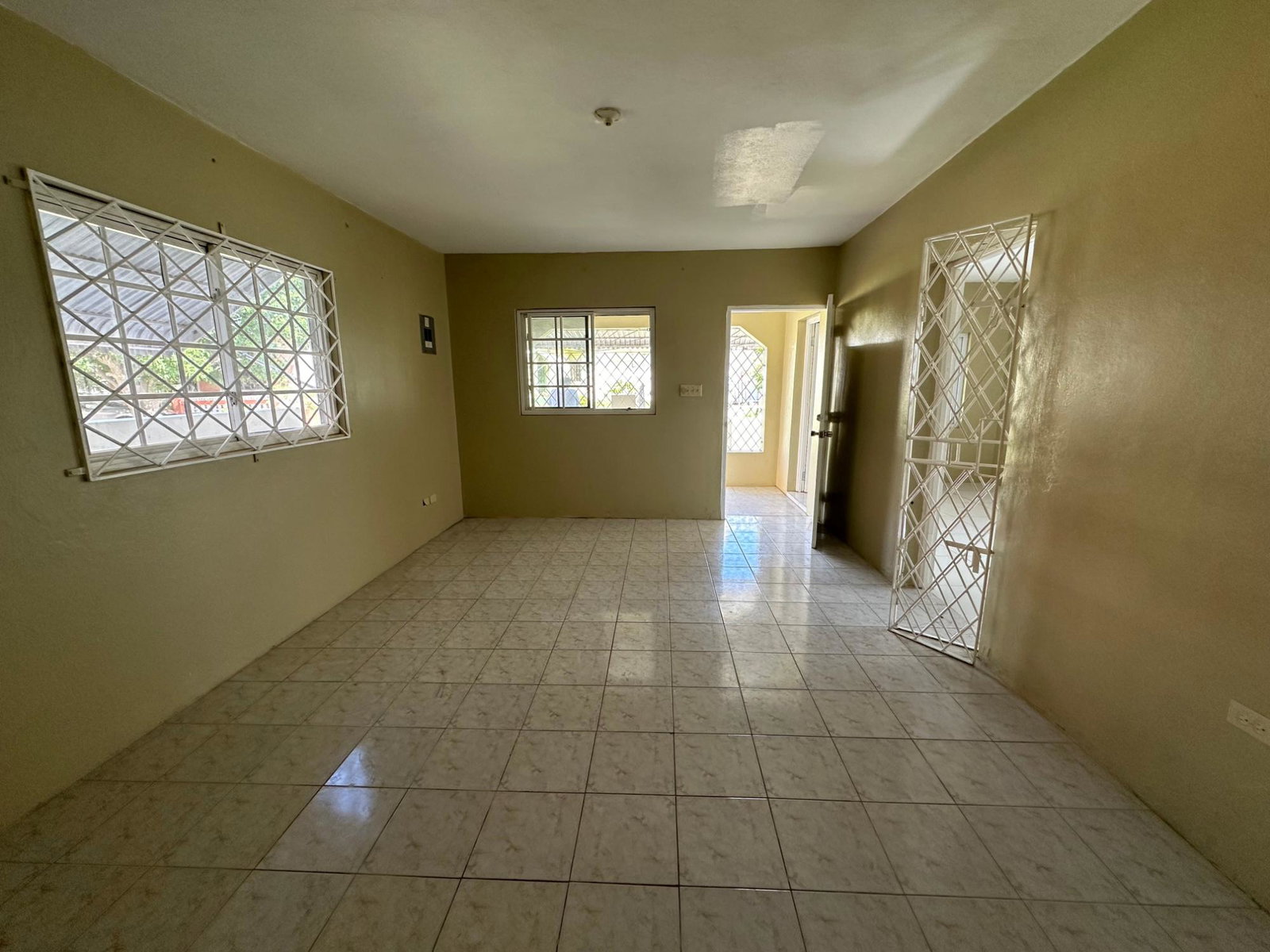 Fifth image of 534 West Kensington in Greater Portmore, St. Catherine, Jamaica - property is For Sale
