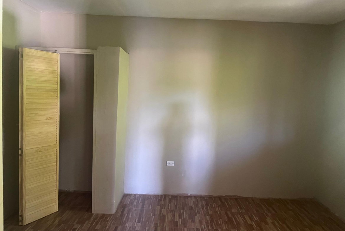 Third image of Grosmond, Santa Cruz in Santa Cruz, St. Elizabeth, Jamaica - property is For Rent