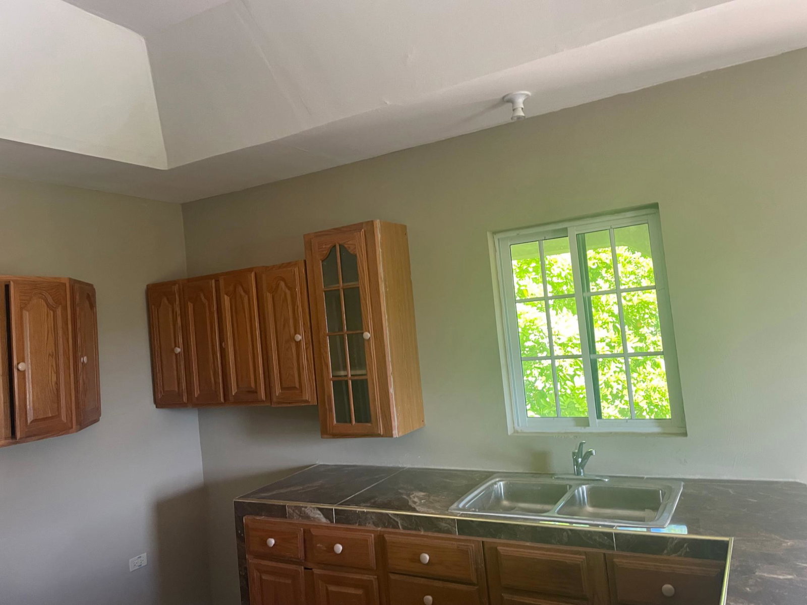 Fifth image of Grosmond, Santa Cruz in Santa Cruz, St. Elizabeth, Jamaica - property is For Rent