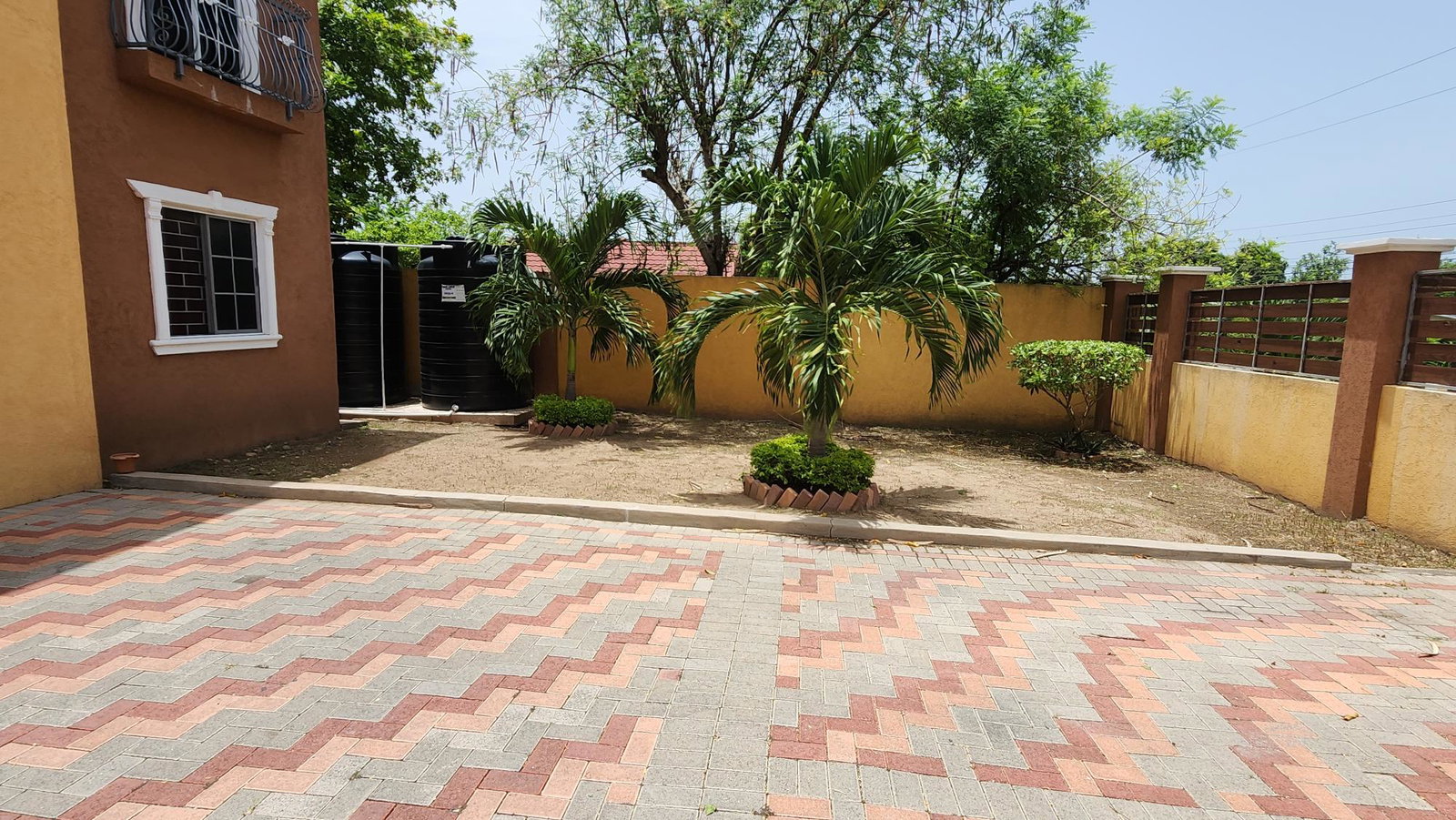 Charming-2-Bedroom-Apartment-for-Rent-in-Kings-Jamaica Third image of 1-49 Beaconfield Avenue, Kings in Patrick City, St. Andrew, Jamaica - property is For Rent