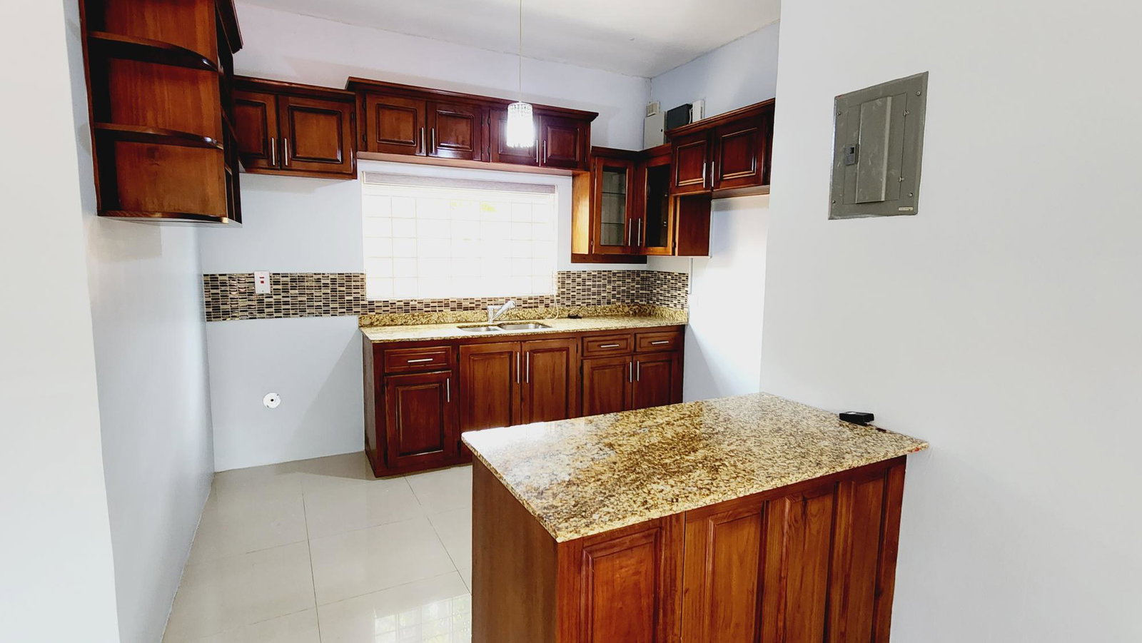 Charming-2-Bedroom-Apartment-for-Rent-in-Kings-Jamaica Fifth image of 1-49 Beaconfield Avenue, Kings in Patrick City, St. Andrew, Jamaica - property is For Rent