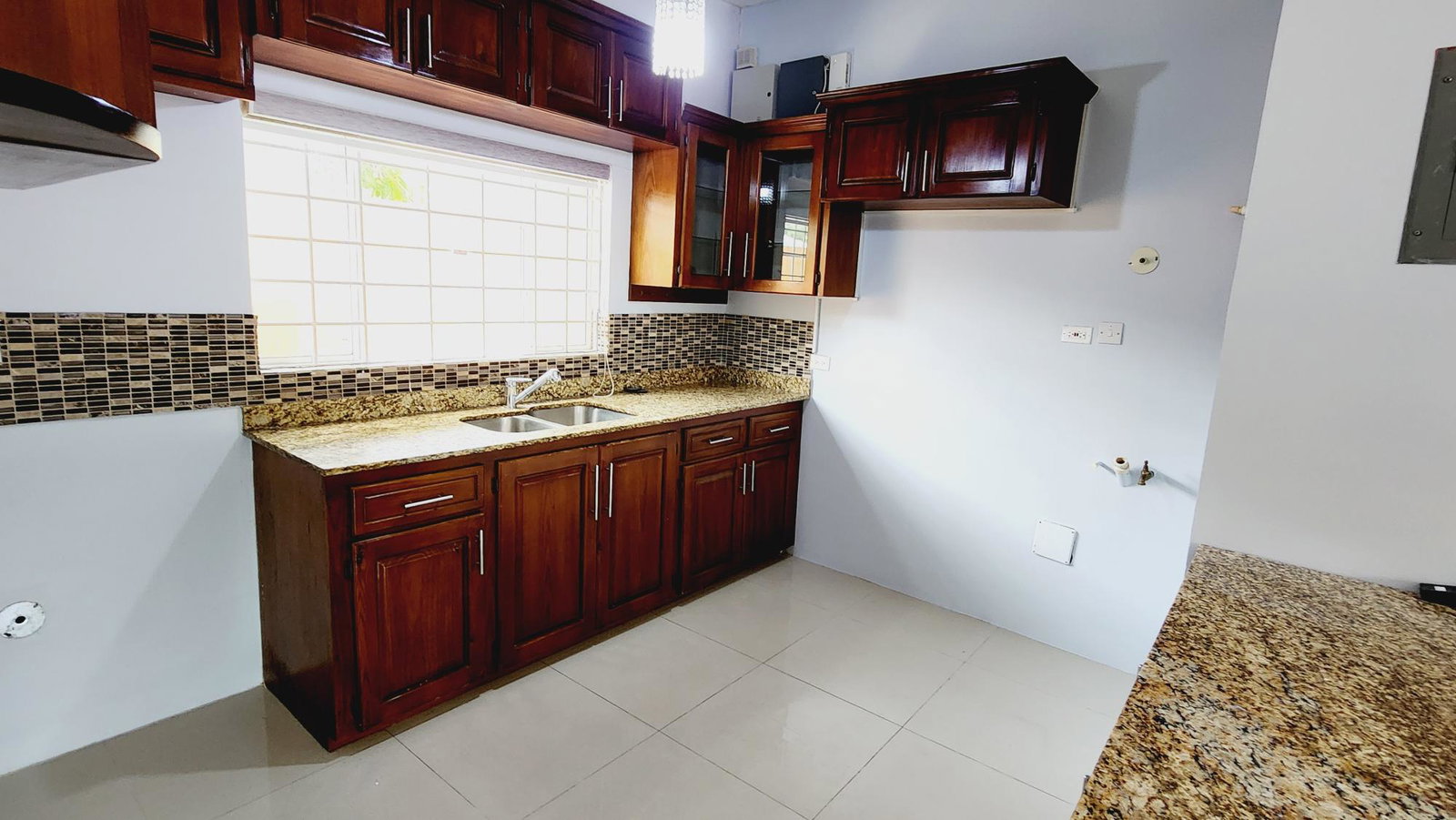 Charming-2-Bedroom-Apartment-for-Rent-in-Kings-Jamaica Sixth image of 1-49 Beaconfield Avenue, Kings in Patrick City, St. Andrew, Jamaica - property is For Rent