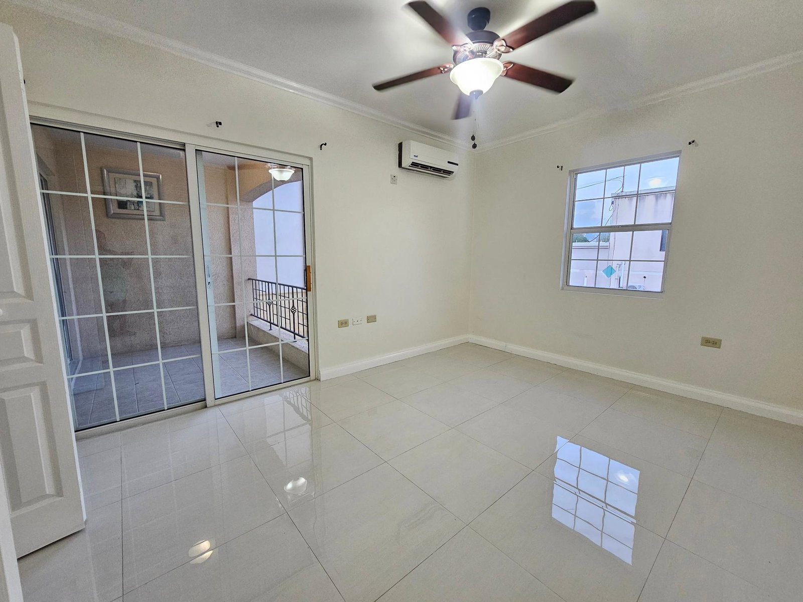 Charming-2-Bedroom-Apartment-for-Rent-in-Kingston-10-Jamaica Fifteenth image of 18a-5 Winchester Road in Kingston 10, St. Andrew, Jamaica - property is For Rent