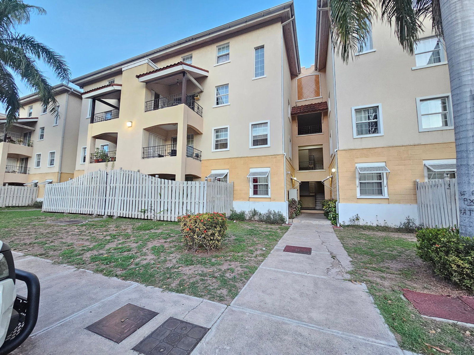 Charming-2-Bedroom-Apartment-for-Rent-in-Kingston-10-Jamaica First image of 18a-5 Winchester Road in Kingston 10, St. Andrew, Jamaica - property is For Rent