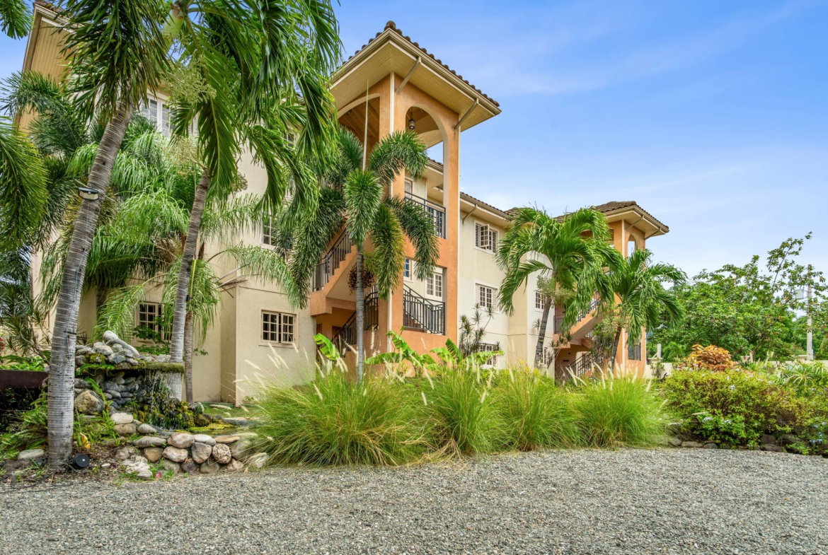 Fifteenth image of 9-1 Marley Road in Kingston 6, St. Andrew, Jamaica - property is For Rent