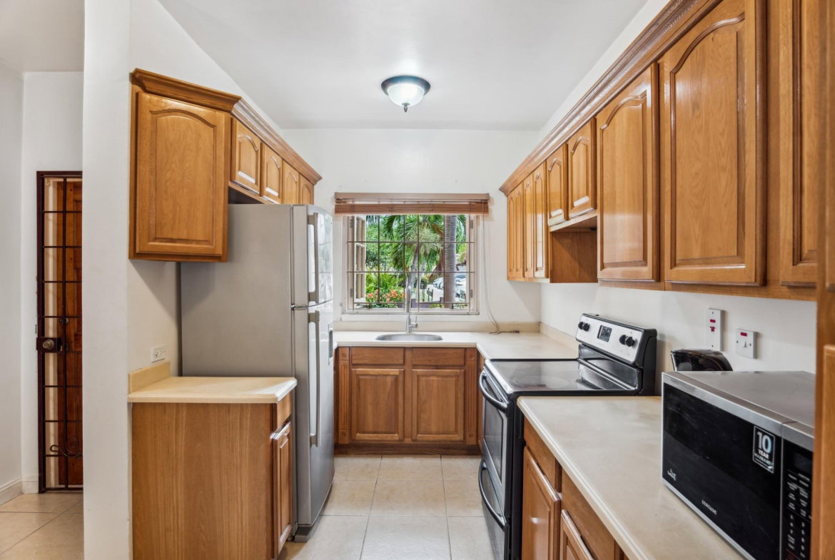 Sixth image of 9-1 Marley Road in Kingston 6, St. Andrew, Jamaica - property is For Rent