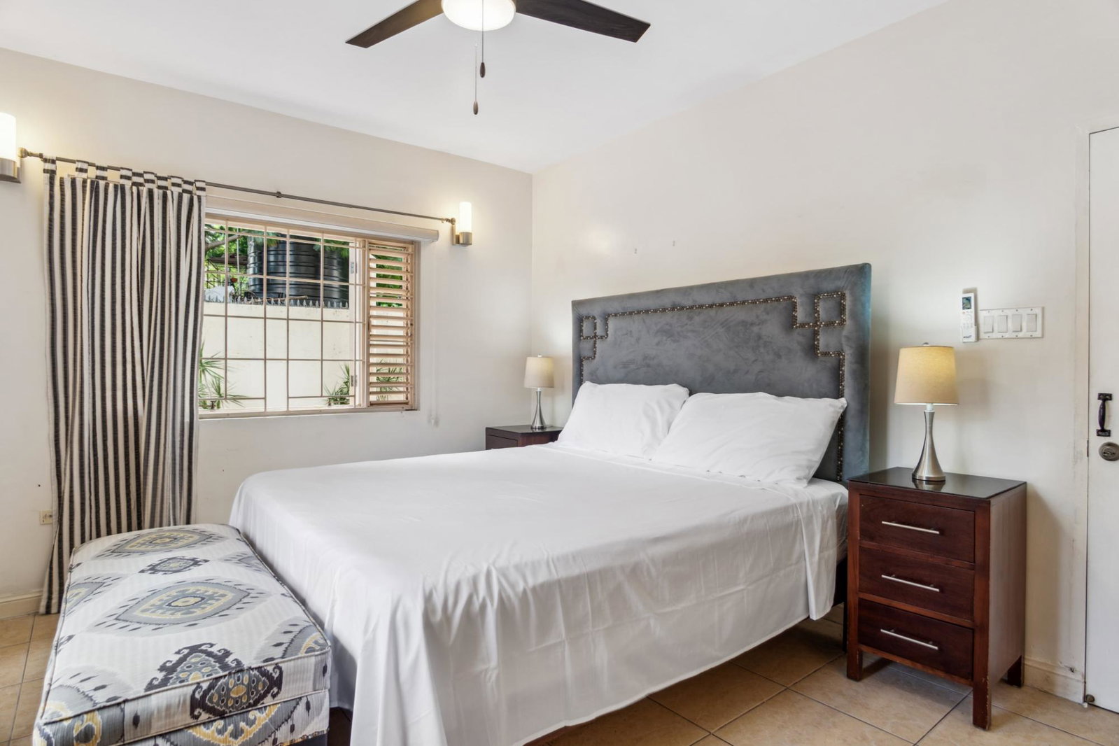 Seventh image of 9-1 Marley Road in Kingston 6, St. Andrew, Jamaica - property is For Rent