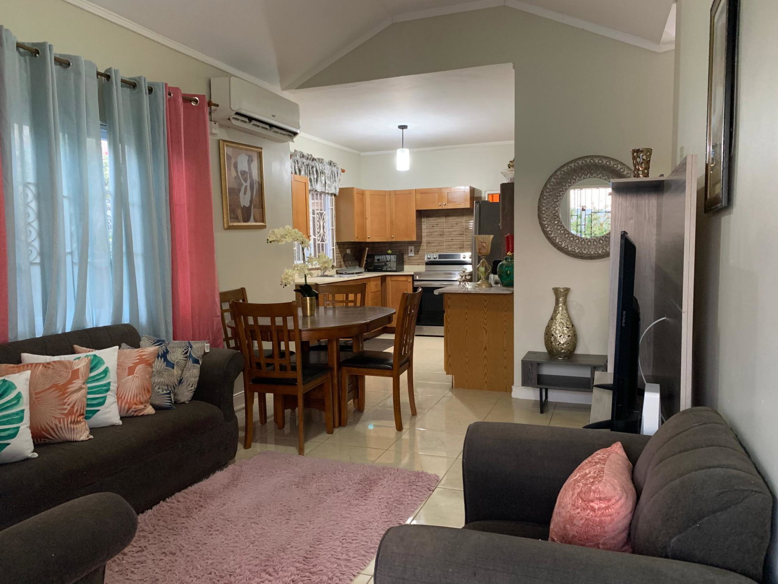 Tenth image of 381 Coconut Place in Montego Bay, St. James, Jamaica - property is For Rent