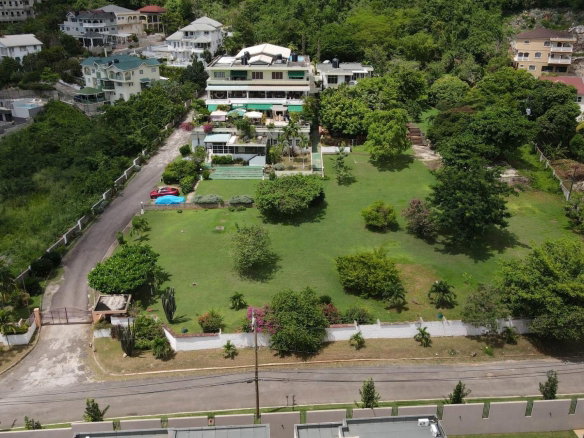 First image of 402-9 Mayfair Avenue in Red Hills, St. Andrew, Jamaica - property is For Rent
