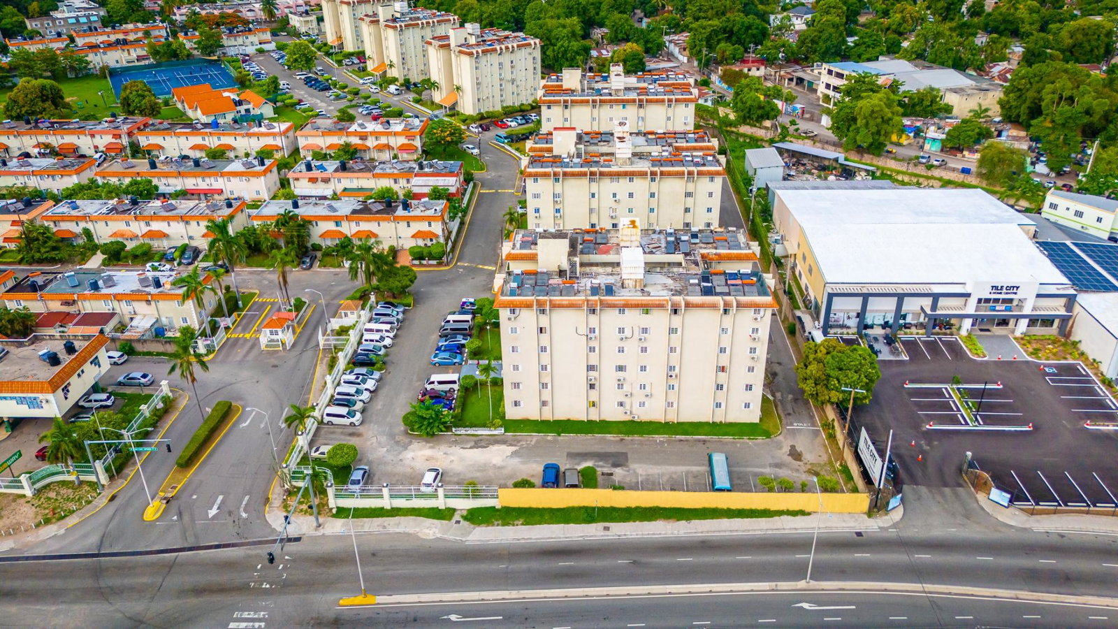 Second image of 114 1/2 Constant Spring Road in CONSTANT SPRING, St. Andrew, Jamaica - property is For Sale