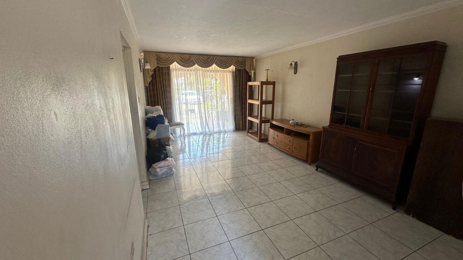 Charming-2-Bedroom-Apartment-for-Sale-in-St.-Andrew-Jamaica Second image of 14-8 Upper Musgrave Avenue in Kingston 10, St. Andrew, Jamaica - property is For Sale