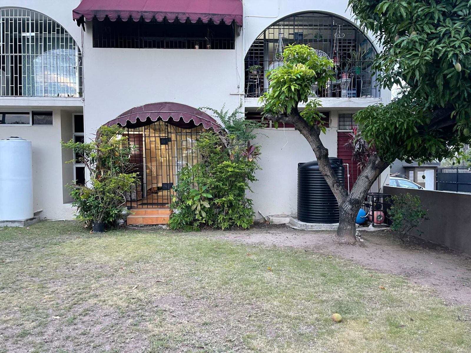 Charming-2-Bedroom-Apartment-for-Sale-in-St.-Andrew-Jamaica Seventeenth image of 14-8 Upper Musgrave Avenue in Kingston 10, St. Andrew, Jamaica - property is For Sale