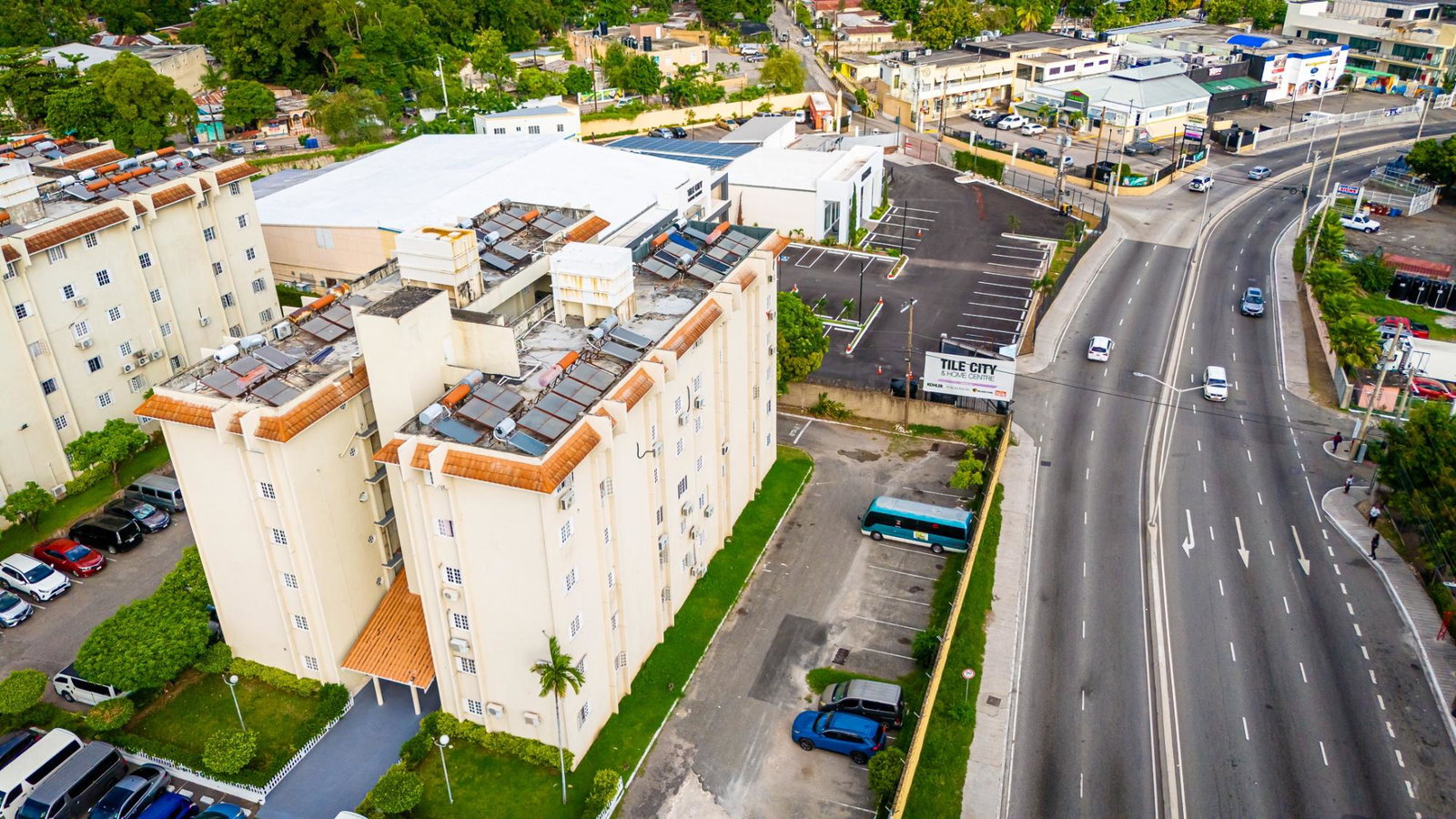 First image of 114 1/2 Constant Spring Road in CONSTANT SPRING, St. Andrew, Jamaica - property is For Sale