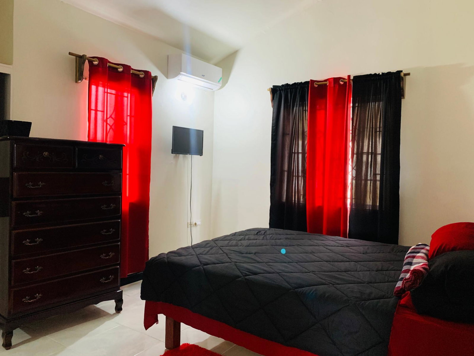 Charming-2-Bedroom-Bungalow-for-Rent-in-Camelot-Village-Jamaica Sixteenth image of 156 Camelot Village in Discovery Bay, St. Ann, Jamaica - property is For Rent