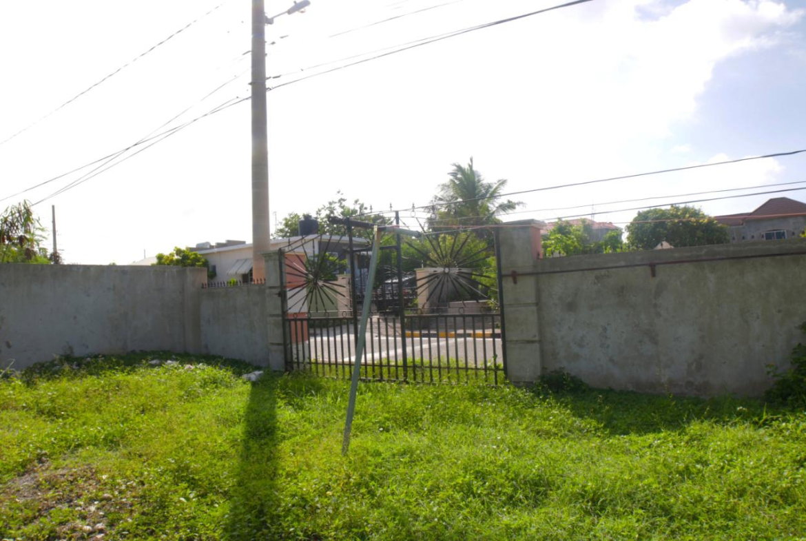 Seventeenth image of Hellshire Greater Portmore in Greater Portmore, St. Catherine, Jamaica - property is For Sale