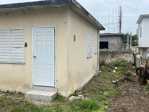 First image of St. Vincent Terrace in Cornwall Courts, St. James, Jamaica - property is For Sale