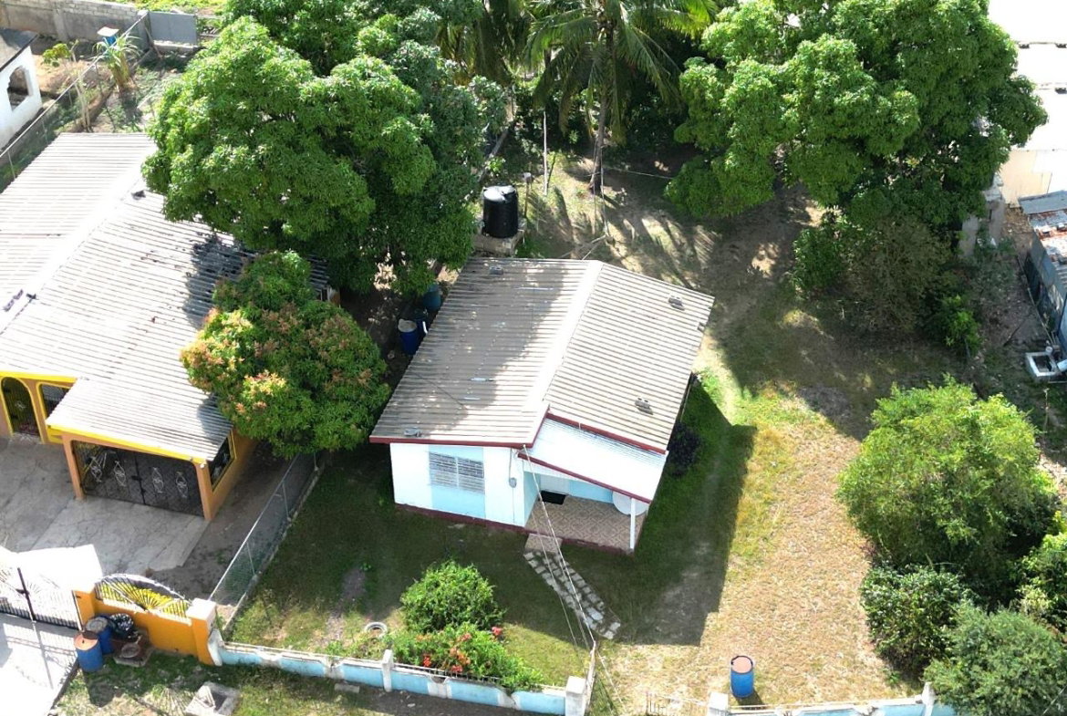 Fourth image of 33 Redwood Avenue in Bushy Park, St. Catherine, Jamaica - property is For Sale