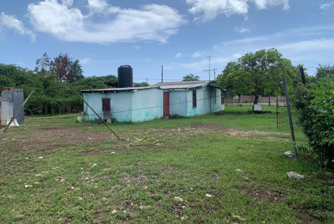 Third image of 189 Flamingo Road in Lionel Town, Clarendon, Jamaica - property is For Sale