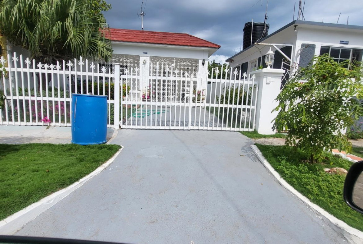 First image of 18-44 Place 7 West Aintree in Greater Portmore, St. Catherine, Jamaica - property is For Rent