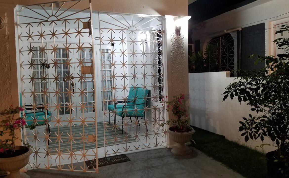 Third image of 18-44 Place 7 West Aintree in Greater Portmore, St. Catherine, Jamaica - property is For Rent