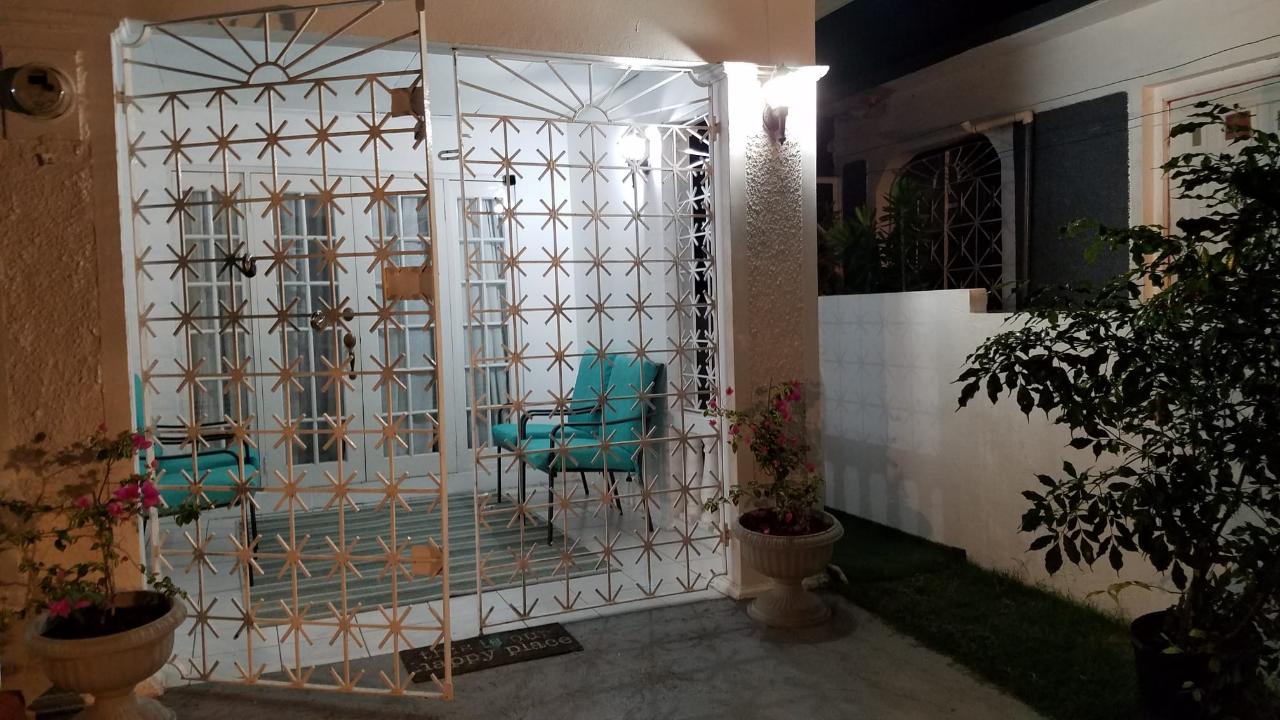 Third image of 18-44 Place 7 West Aintree in Greater Portmore, St. Catherine, Jamaica - property is For Rent