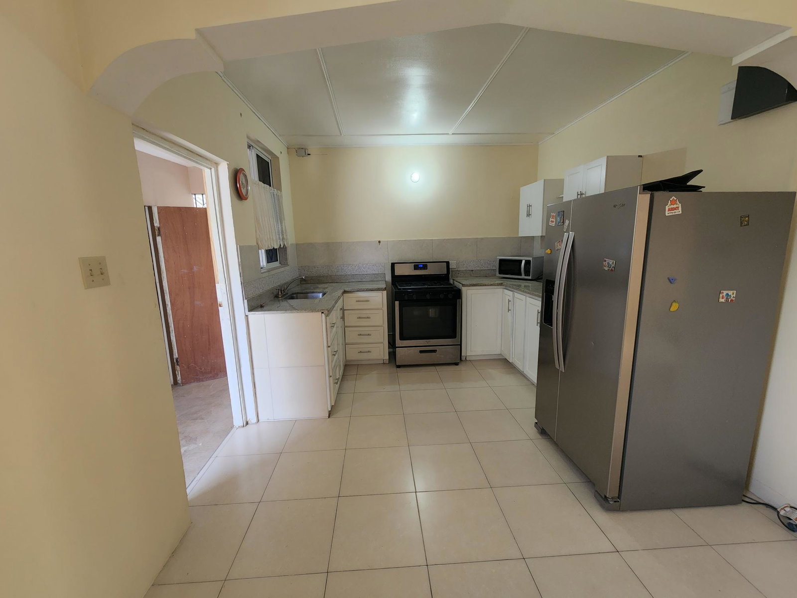 Thirteenth image of 10 Foster Davis Drive in Kingston 6, St. Andrew, Jamaica - property is For Rent